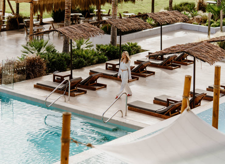 Cavo Zoe Unveiled: A Hidden Gem You Can't Keep to Yourself