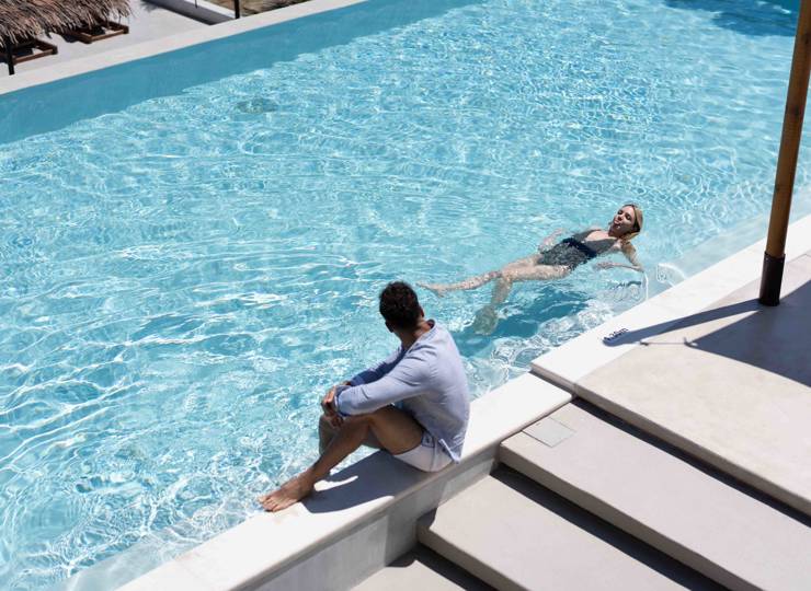 Discover the Cavo Zoe way of life