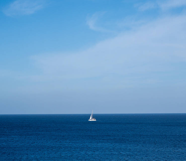 Winter Team Retreats: Work, Bond & Recharge by the Sea