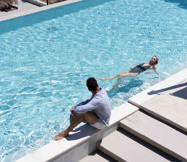 Discover the Cavo Zoe way of life